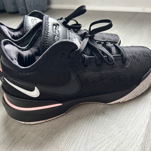 Nike Zoom Lebron NXXT Gen Black White Medium Soft Pink Mens Size 8 - Picture 6 of 9